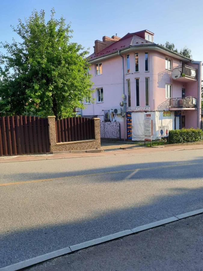 דירות טרוסקבץ Апартамени 1 Кімнатна Суховоля מראה חיצוני תמונה